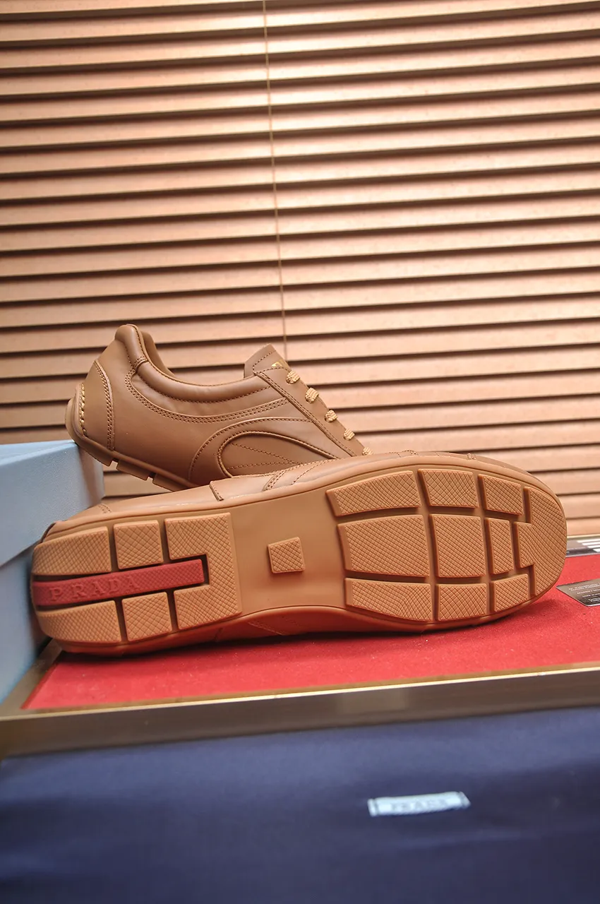 Men's shoes 💰560💶【PRADA】Prada casual shoes for couples, originally developed 1:1, made of high-mercerized cowhide with imported cowhide, silk sheepskin lining, rubber outsole, comfortable and soft on the feet, size for women: 35 to 40. Male 38 to 48💰🔥🔥🔥🔥🔥